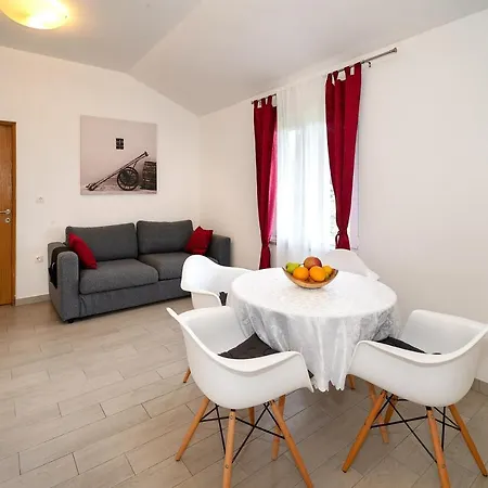 Juranic I Apartmán Baška