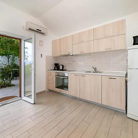 Apartment Juranic I *