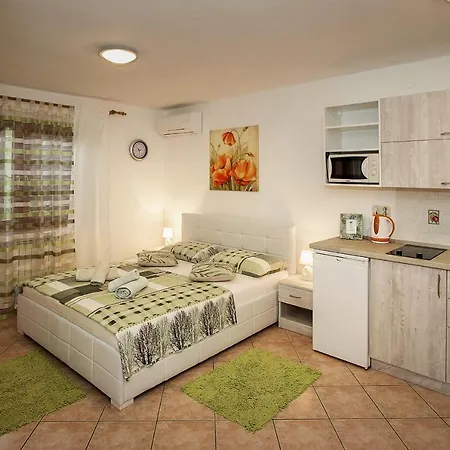 Juranic I Apartment *